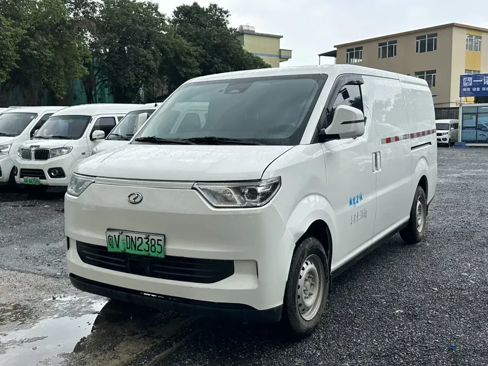 Ruichi EC75 Rich EC75 2024 Freight Intelligent Driving Supercharger Edition-Pioneer II 50.1kWh 2025 — photo 1, buy with delivery to Moscow