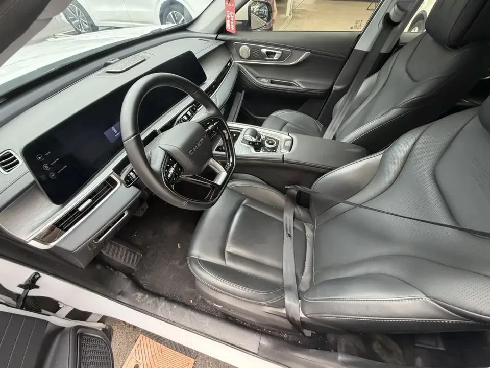Chery Tiggo 8 Pro Tiggo 8 PRO 2025 290T 2WD Deluxe Edition 2024 — thumbnail 4