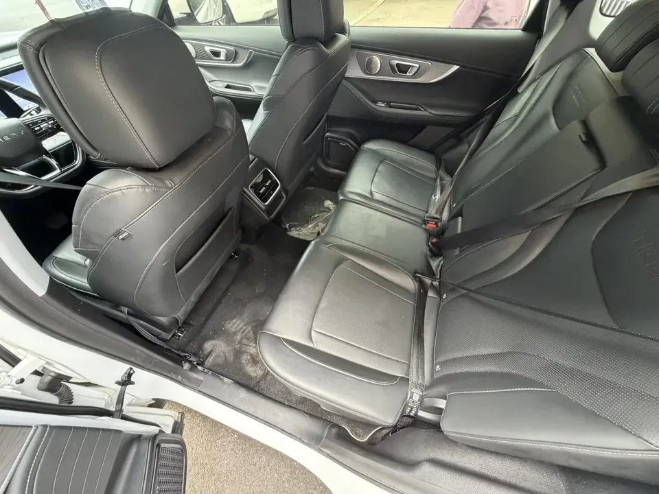 Chery Tiggo 8 Pro Tiggo 8 PRO 2025 290T 2WD Deluxe Edition 2024 — thumbnail 5