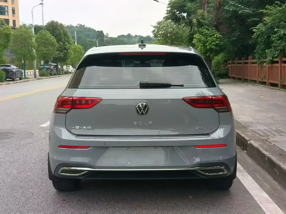 Volkswagen Golf golf 2023 280TSI DSG Pro 2024 — thumbnail 2