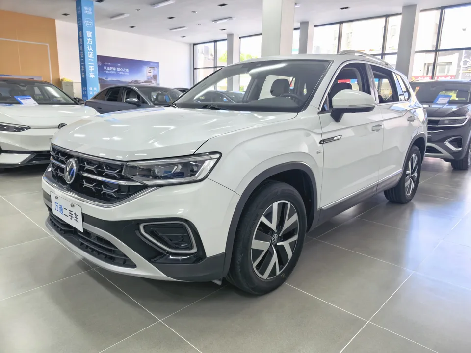 Volkswagen Tayron Tanyue 2023 300TSI 2WD Luxury Plus Advanced Edition 2024 — фото 1, купить с доставкой в Москву