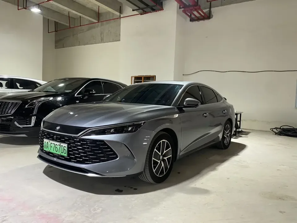 BYD Qin L DM Qin L DM 2025 Intelligent Driving Edition DM-i 80KM Leading Edition 2024 — photo 1, buy with delivery to Moscow
