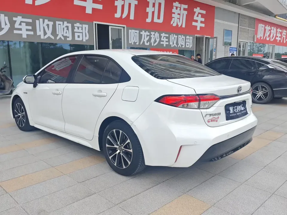 Toyota Levin Lei Ling 2023 Hybrid 1.8L Deluxe Edition 2023 — thumbnail 2