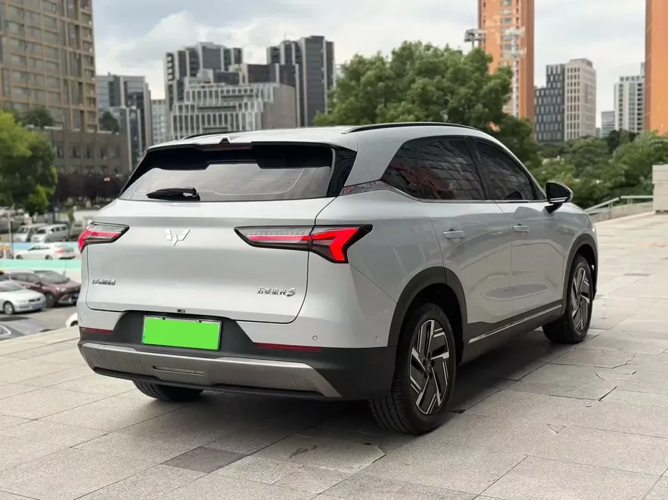 Wuling Starlight S EV Wuling Starlight S EV 2025 510KM Flagship Model 2025 — photo 1, buy with delivery to Moscow