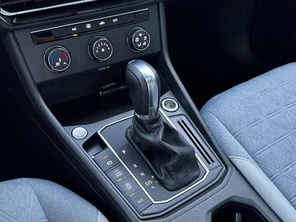 Volkswagen Lavida Lavida 2023 300TSI DSG Full Elegance Edition 2024 — thumbnail 5