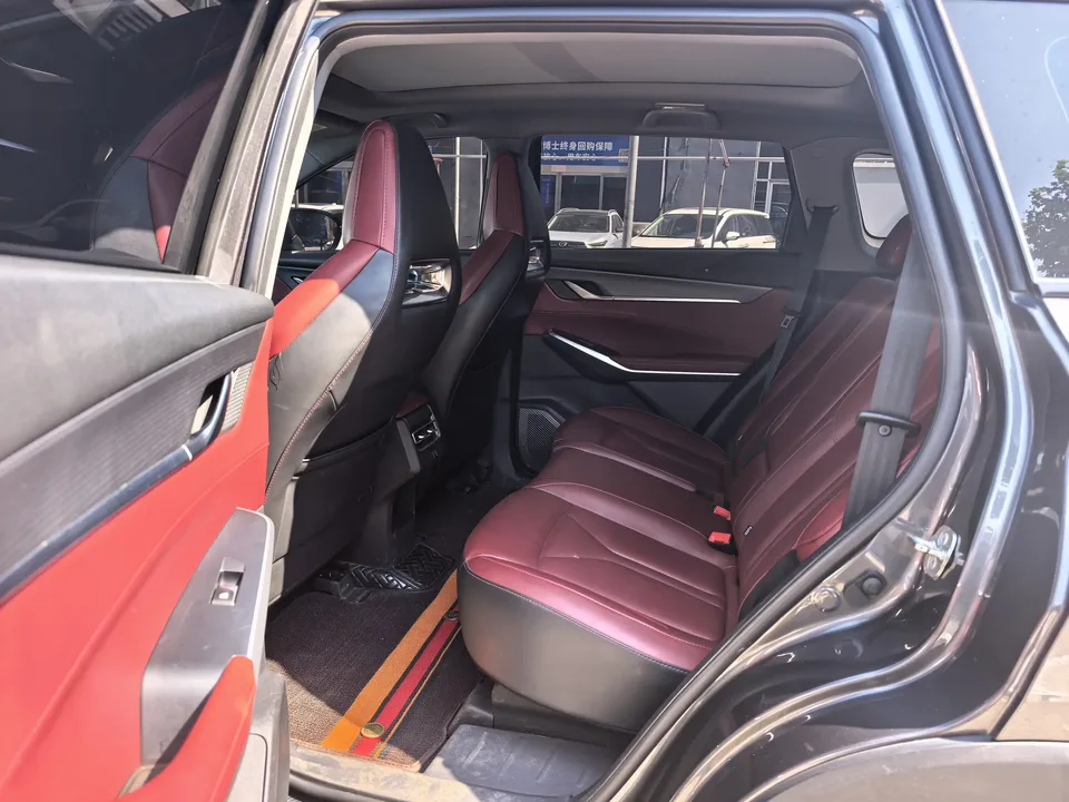 Changan CS75PLUS Changan CS75 PLUS 2022 Second generation 1.5T automatic premium model 2023 — thumbnail 4