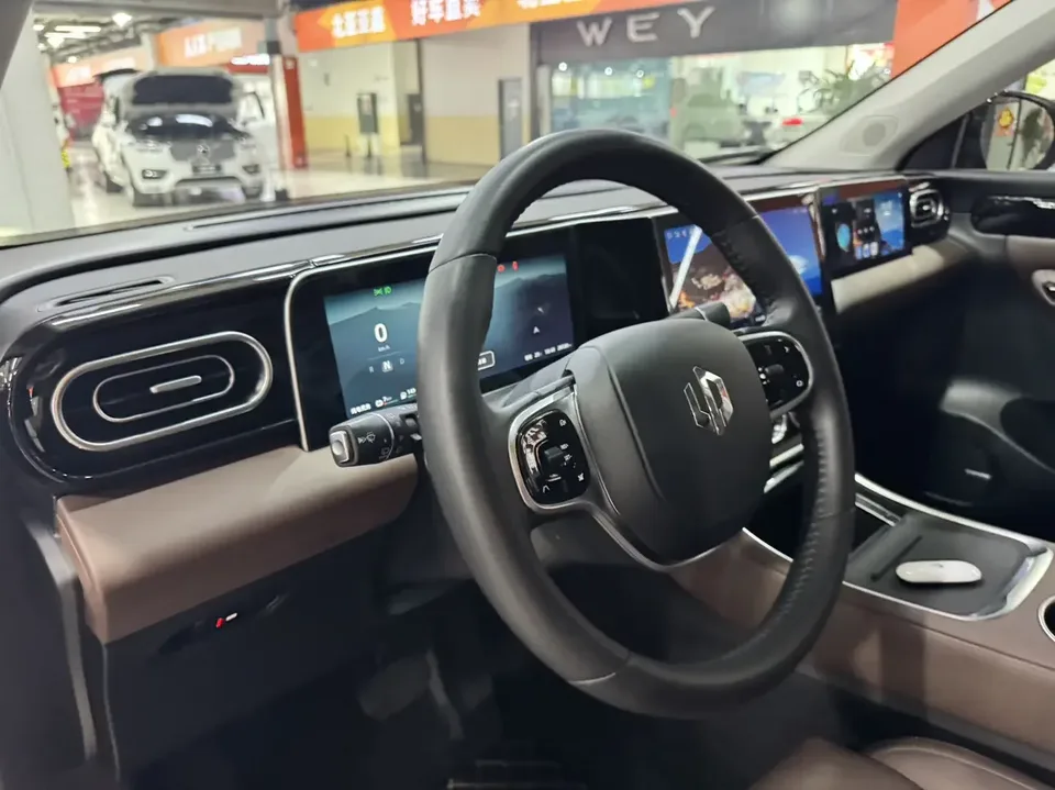 Leapmotor Zero running C11 Zero running C11 2023 Extended Range 180 Comfort Edition 2023 — thumbnail 5
