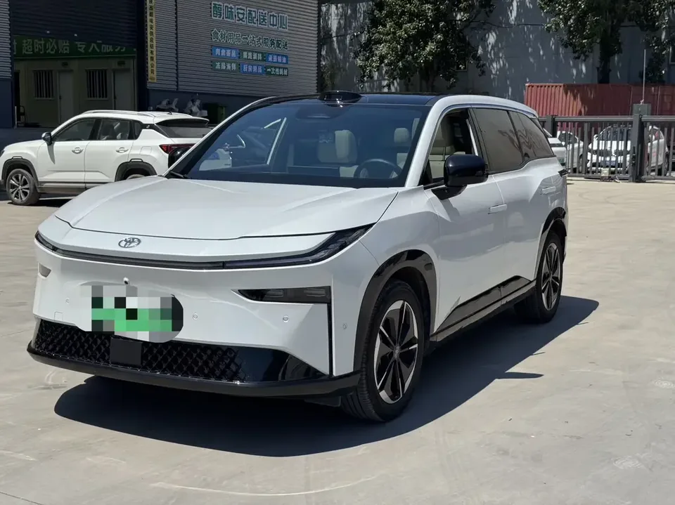 Toyota Bozhi 3X Bozhi 3X 2026 520 Pro LiDAR Edition 2025 — photo 1, buy with delivery to Moscow