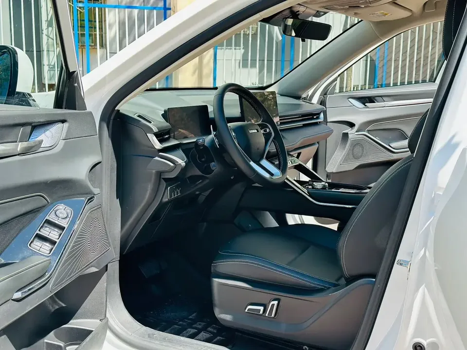 Haval H6 Haval H6 2022 The third generation 1.5T automatic two-wheel drive Max 2023 — thumbnail 5