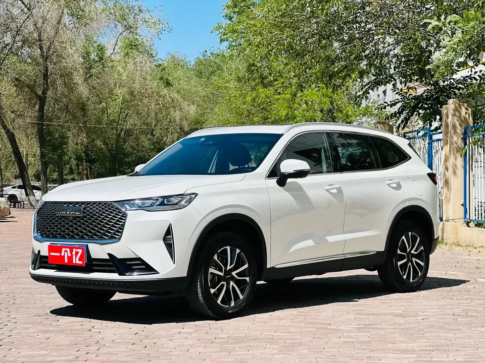 Haval H6 Haval H6 2022 The third generation 1.5T automatic two-wheel drive Max 2023 — photo 1, buy with delivery to Moscow