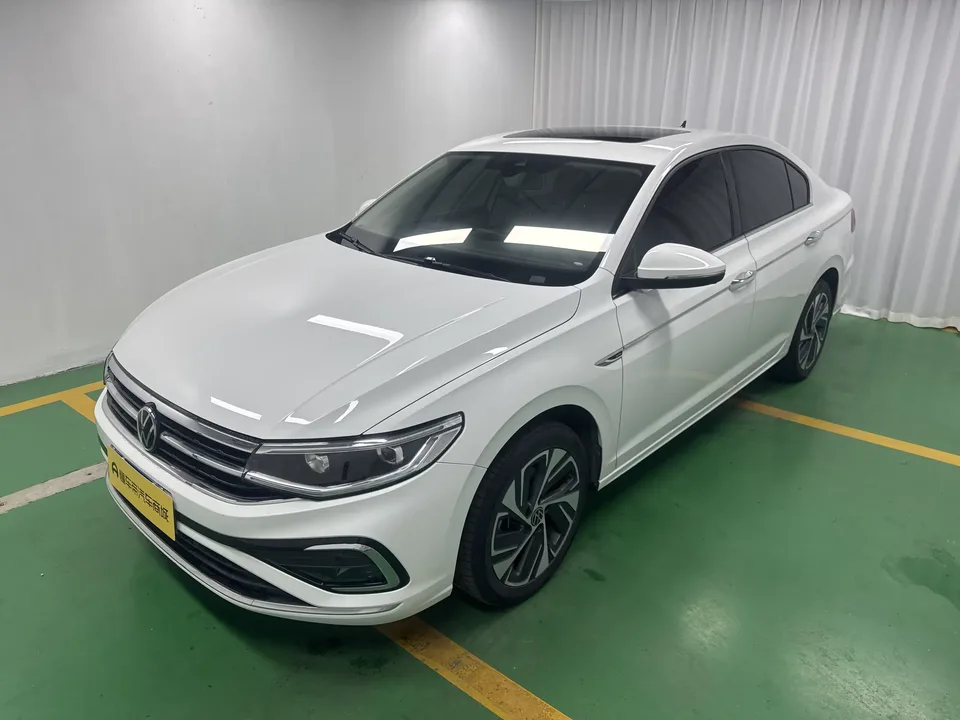 Volkswagen Bora Bora 2023 300TSI DSG Premium Edition 2024 — photo 1, buy with delivery to Moscow