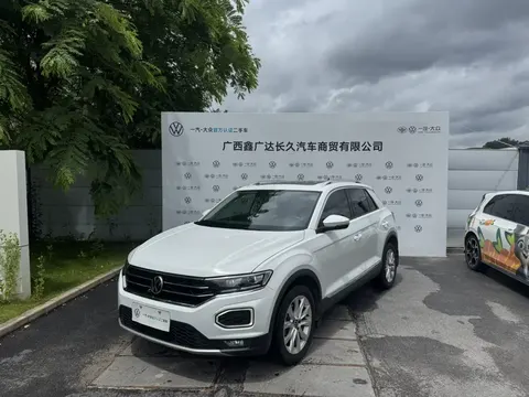 Volkswagen T-Roc 2022 купить в Москве