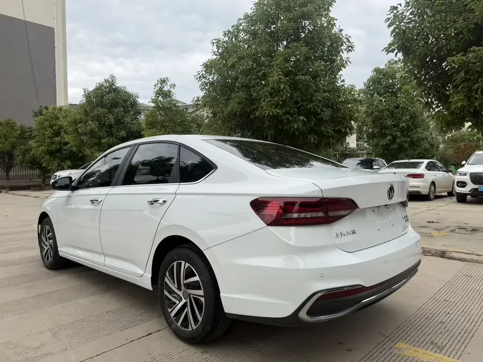 Volkswagen Lavida Lavida 2024 300TSI DSG Full Elegance Edition 2024 — thumbnail 2