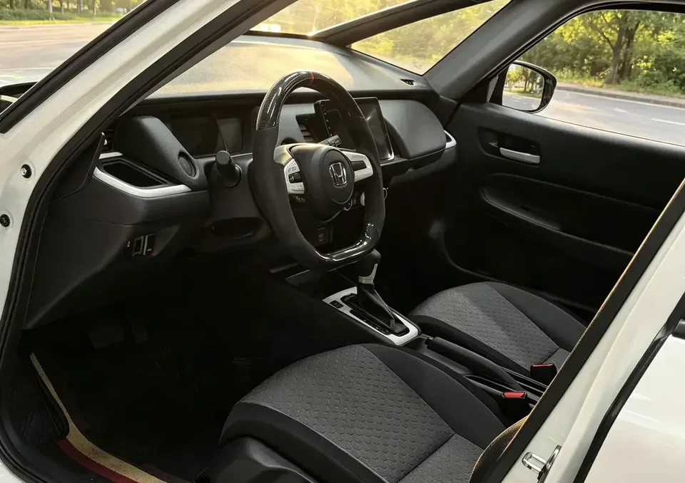 Honda FIT Fit 2022 1.5L CVT Trendy Sunroof Edition 2022 — миниатюра 5