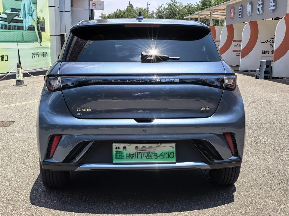 BYD Dolphin dolphin 2025 420KM Fashion Edition 2025 — thumbnail 2