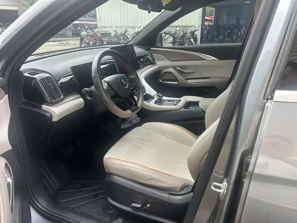 BYD Song Pro DM Song Pro DM 2024 DM-i Glory Edition 110km Surpassing Type 2024 — thumbnail 5
