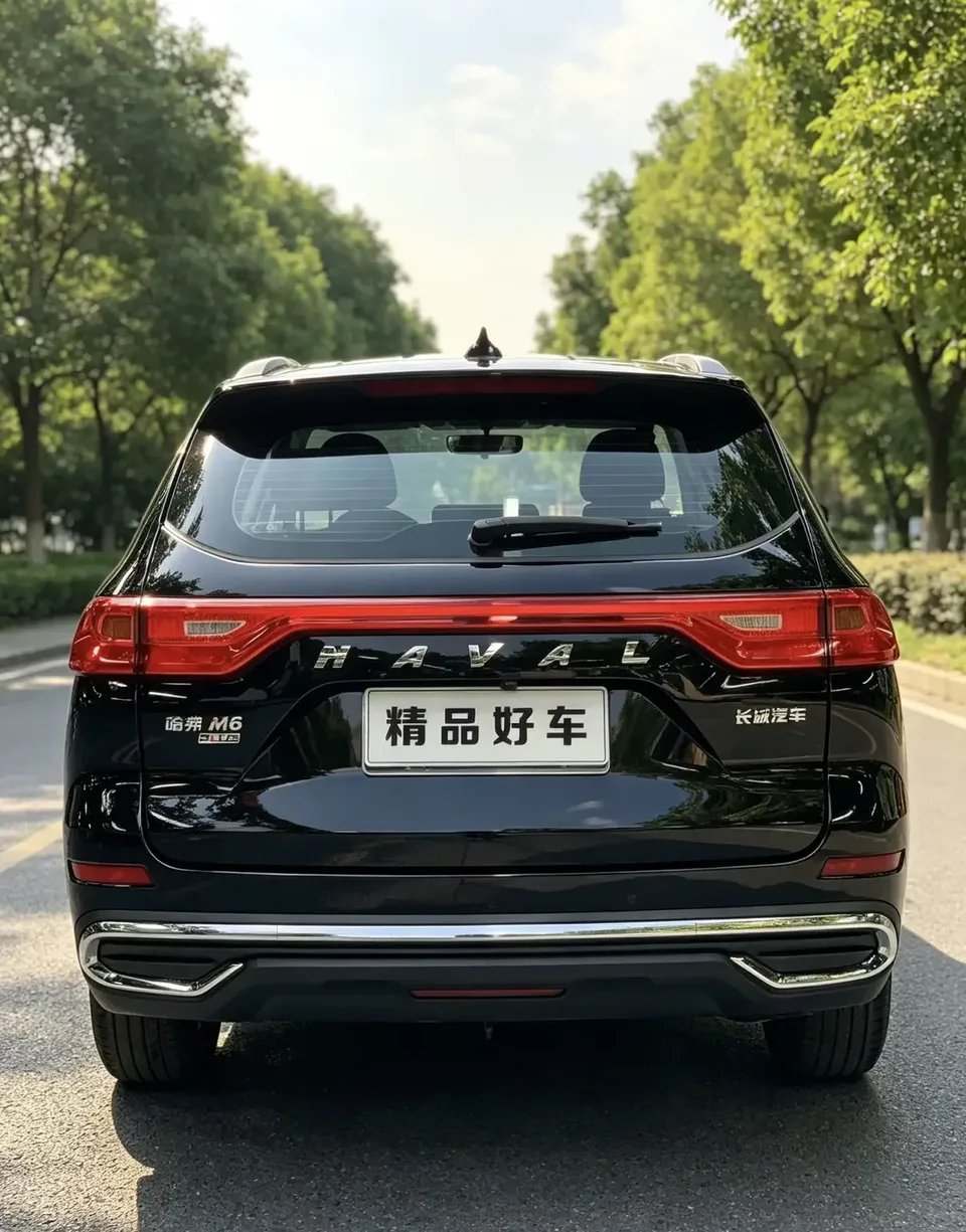 Haval M6 Haval M6 2023 PLUS 1.5T DCT Elite Smart Link 2023 — миниатюра 2