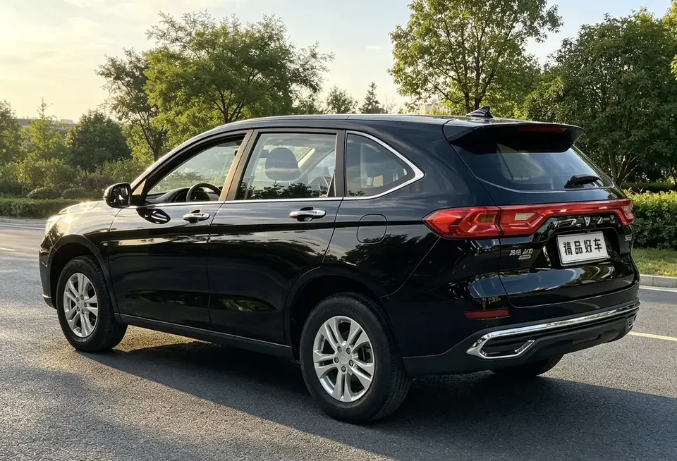Haval M6 Haval M6 2023 PLUS 1.5T DCT Elite Smart Link 2023 — миниатюра 4