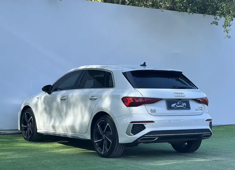 Audi A3 Audi A3 2022 Sportback 35 TFSI Stylish and sporty 2023 — thumbnail 4