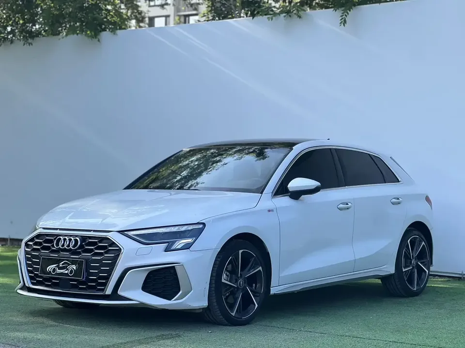 Audi A3 Audi A3 2022 Sportback 35 TFSI Stylish and sporty 2023 — photo 1, buy with delivery to Moscow