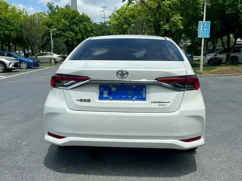 Toyota Corolla Corolla 2023 1.2T S-CVT Pioneer Edition 2023 — thumbnail 2