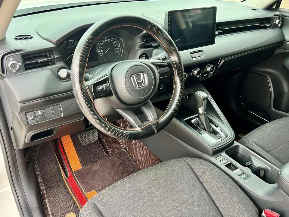 Honda VEZEL Binzhi 2023 1.5L CVT Elite Edition 2023 — thumbnail 3