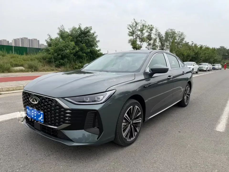 Chery Arrizo 8 PRO Arrizo 8 PRO 2025 1.6T DCT Standard Model 2026 — фото 1, купить с доставкой в Москву