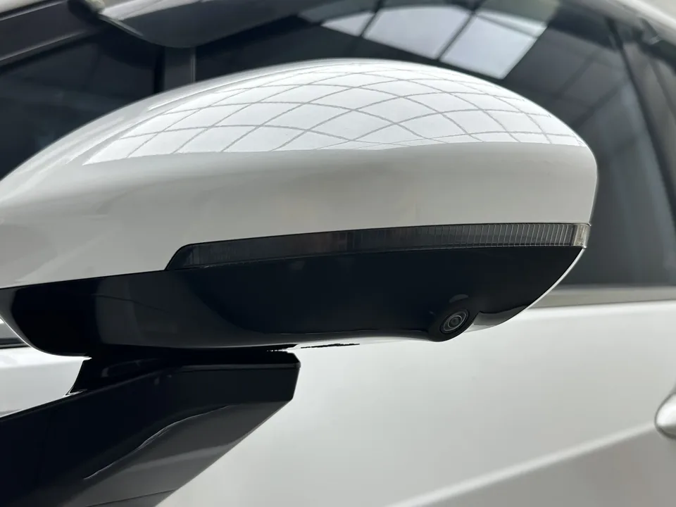 Wuling Jiachen Wuling Jiachen 2022 1.5T CVT Smart Luxury 2022 — thumbnail 4