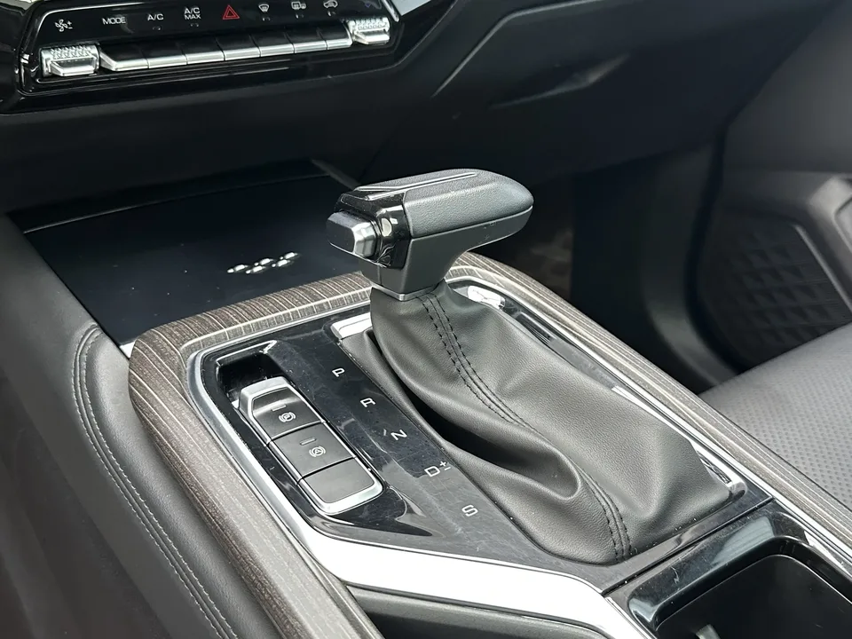 Wuling Jiachen Wuling Jiachen 2022 1.5T CVT Smart Luxury 2022 — thumbnail 5