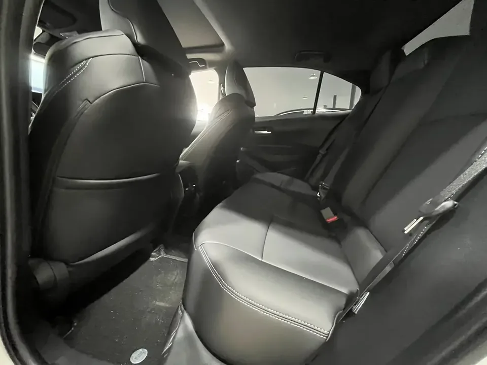 Toyota Levin Lei Ling 2021 185T CVT Deluxe Edition 2022 — thumbnail 3