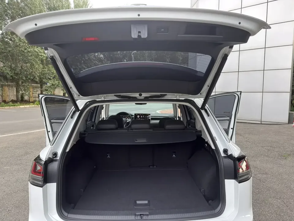 Volkswagen Tayron Tanyue 2023 280TSI 2WD Luxury Plus Advanced Edition 2022 — thumbnail 5