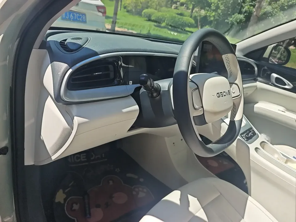 Geely Star Wish Star Wish 2026 410km Free Edition 2025 — thumbnail 4