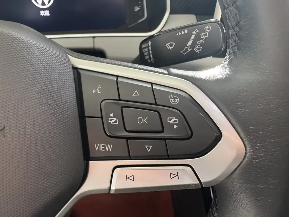 Volkswagen Tayron Tanyue 2023 280TSI 2WD Luxury Plus Advanced Edition 2023 — миниатюра 2
