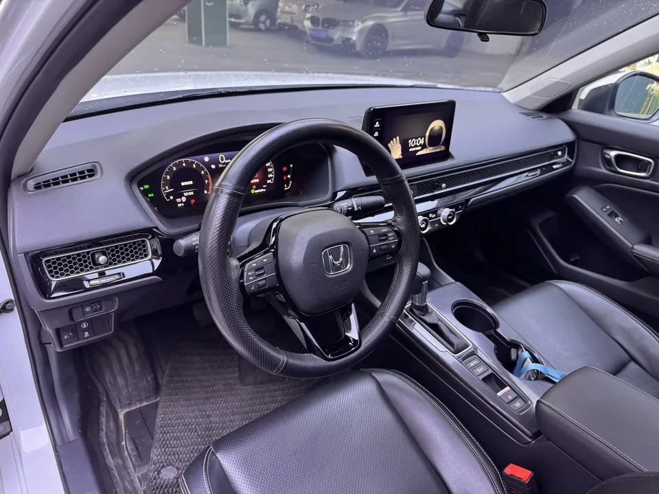 Honda Integra Style 2022 240TURBO CVT Tech Edition 2022 — thumbnail 3