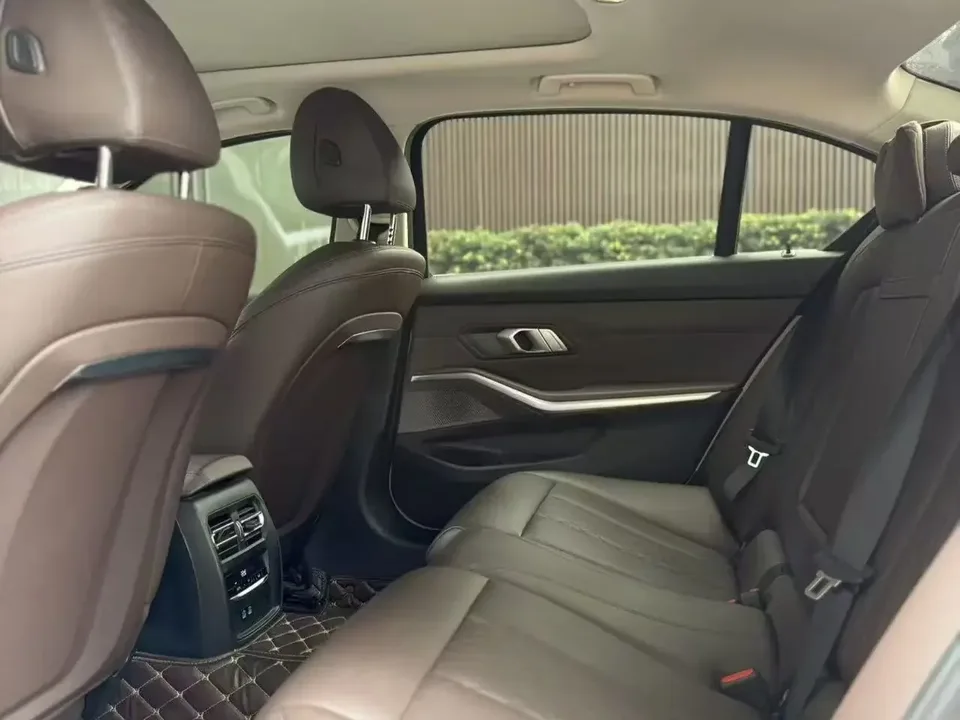 BMW 3 Series BMW 3 Series 2023 320Li M Sport Package 2022 — thumbnail 5