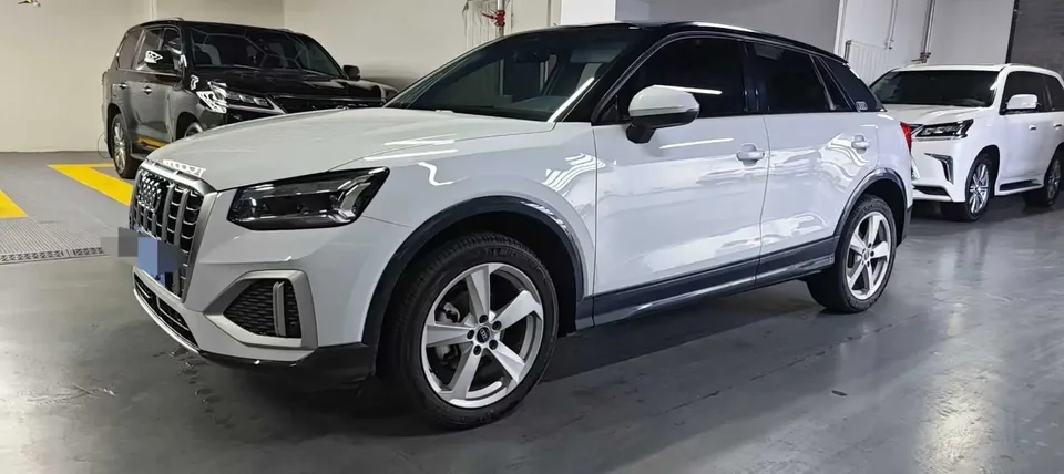 Audi Q2L Audi Q2L 2022 35 TFSI Progressive Elegance 2022 — миниатюра 2