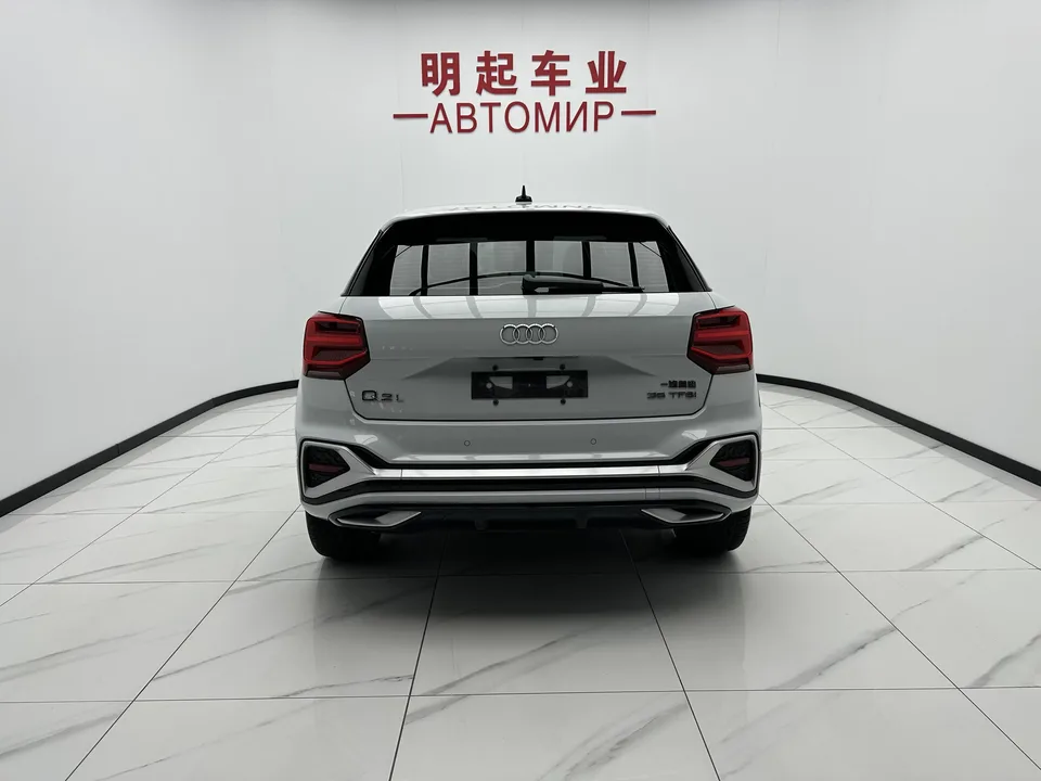 Audi Q2L Audi Q2L 2022 35 TFSI Stylish Dynamic 2022 — thumbnail 2