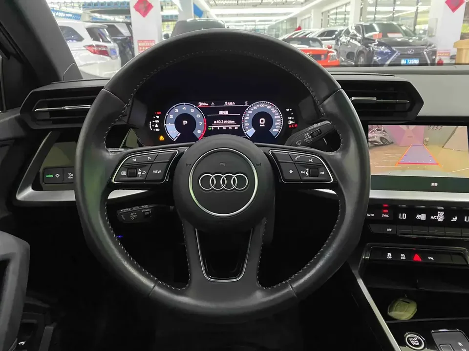 Audi A3 Audi A3 2022 Sportback 35 TFSI Stylish and sporty 2022 — thumbnail 4