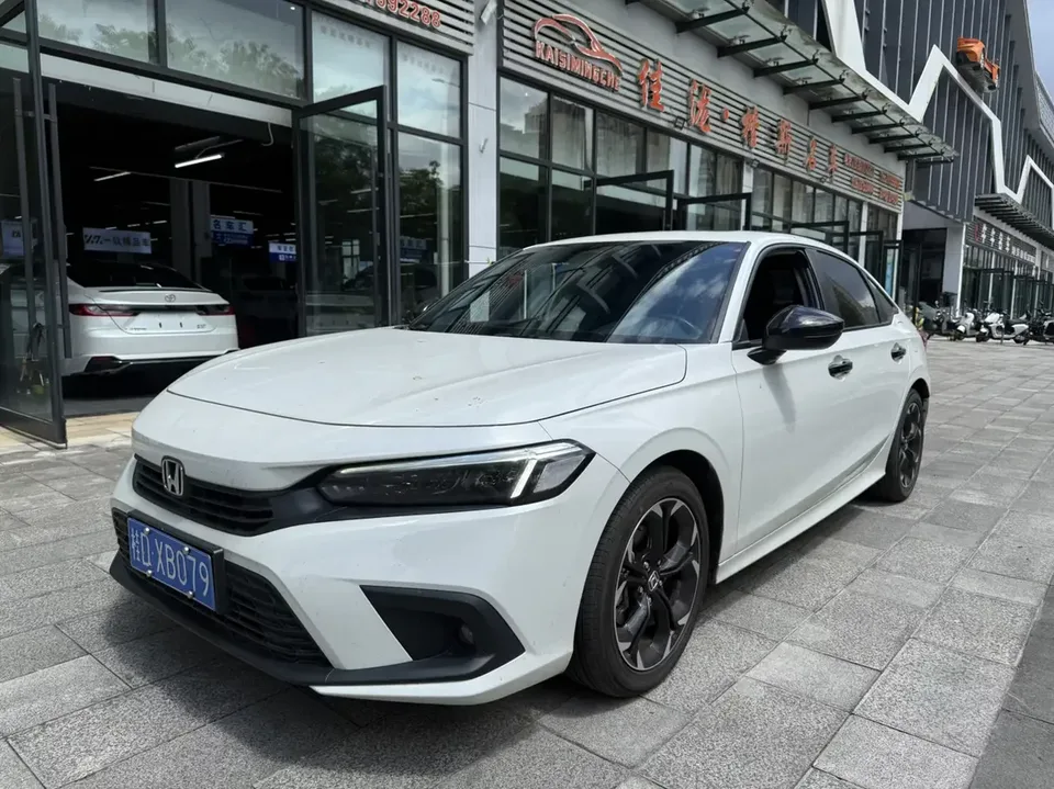 Honda CIVIC Civic 2022 240TURBO CVT Fuel Edition 2024 — photo 1, buy with delivery to Moscow