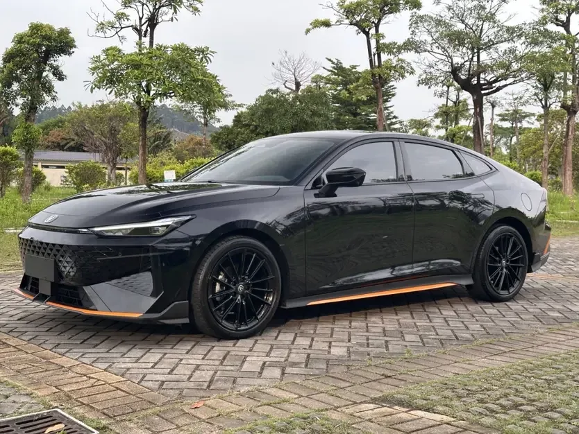 Changan UNI-V Changan UNI-V 2024 1.5T Premium Sports 2024 — photo 1, buy with delivery to Moscow