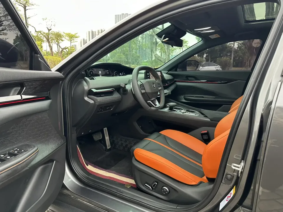 Changan UNI-V Changan UNI-V 2024 1.5T Premium Sports 2025 — thumbnail 4