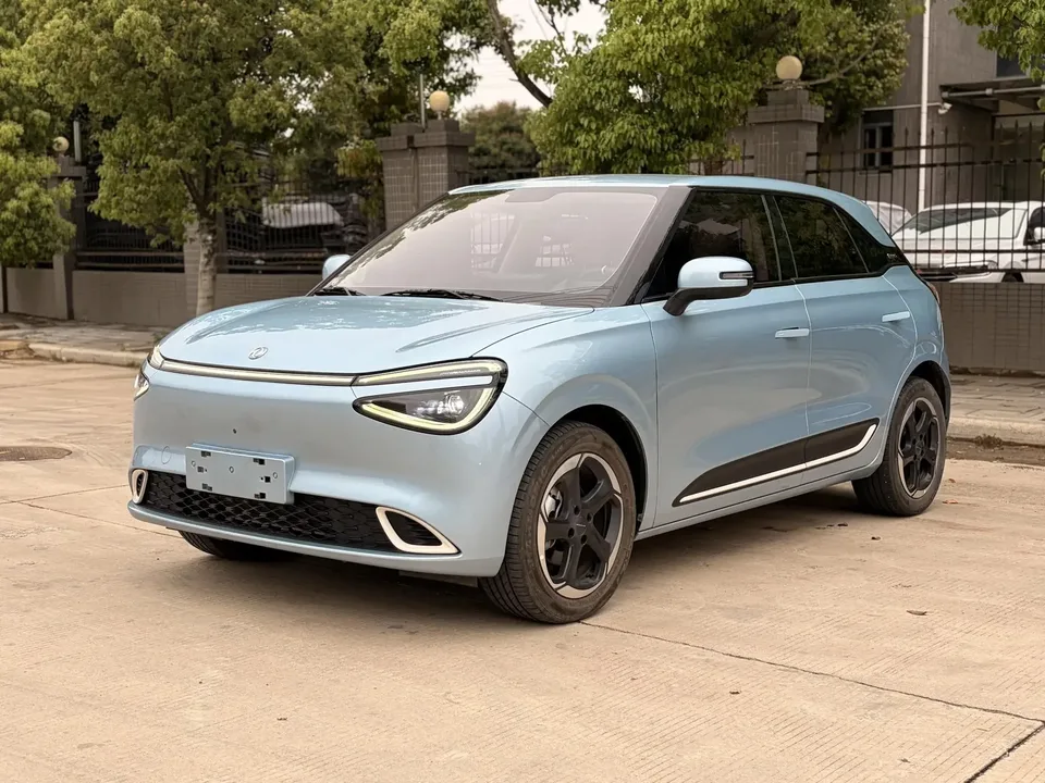 Dongfeng Nano 01 Nano 01 2024 New version 430 Plus Smart+ 2025 — photo 1, buy with delivery to Moscow