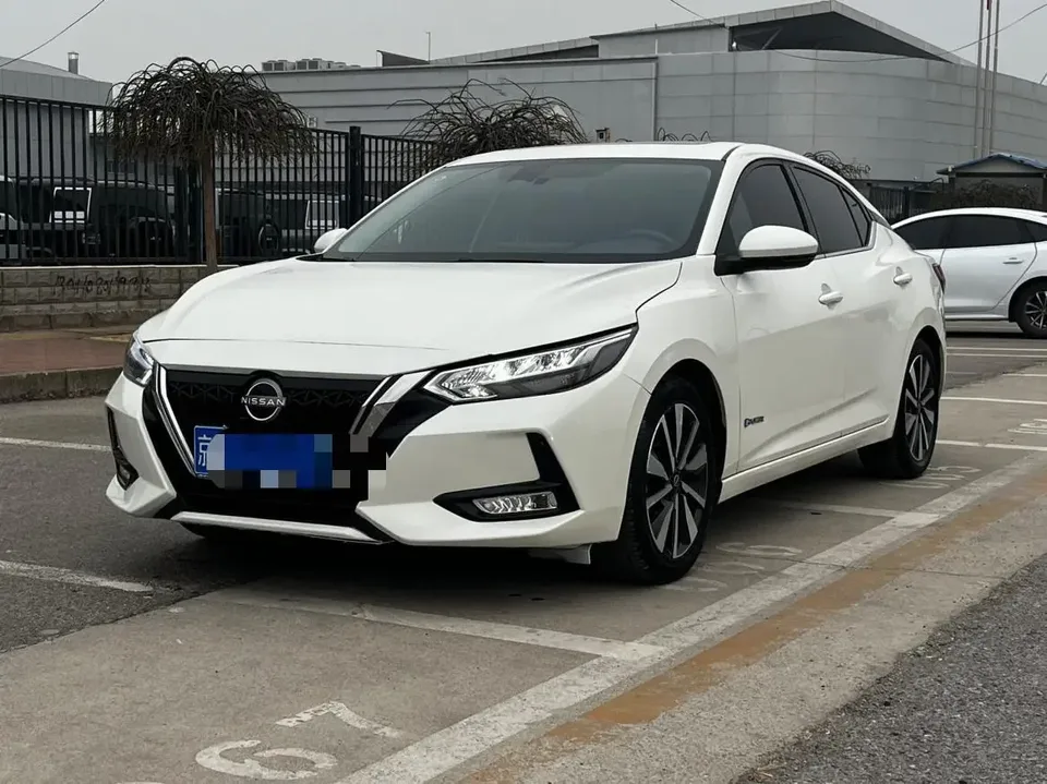 Nissan Sylphy Sylphy 2023 Super Hybrid Electric Drive Super Intelligent Connection Plus 2023 — фото 1, купить с доставкой в Москву