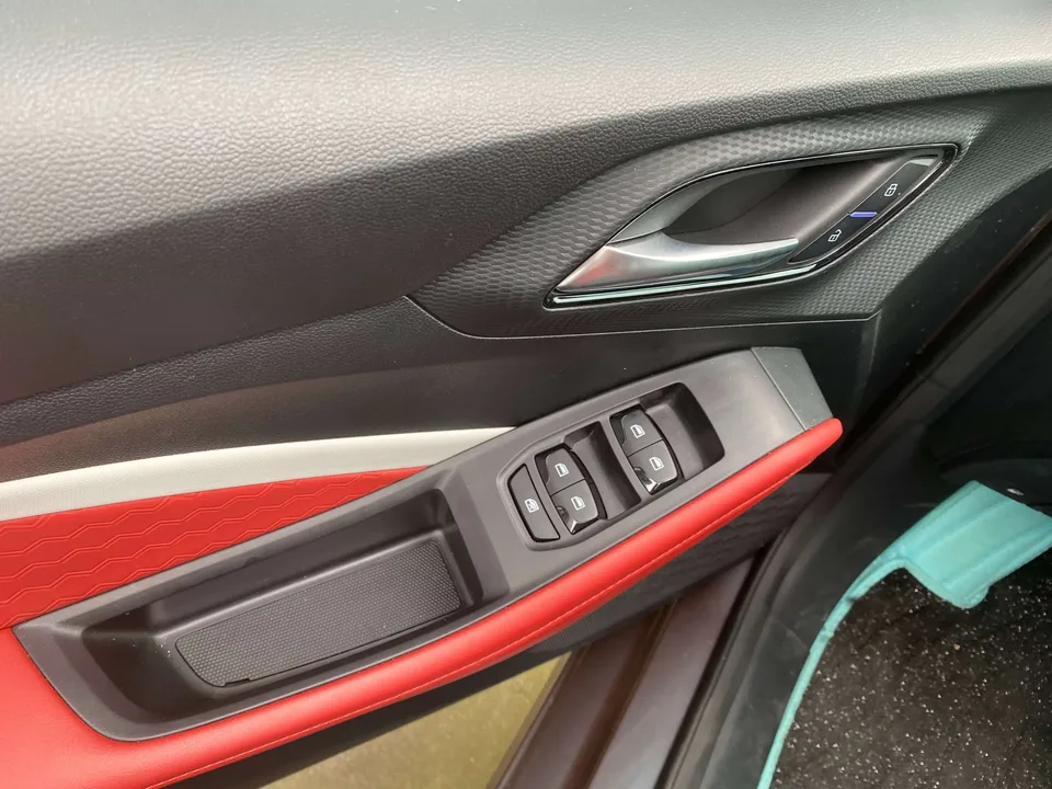 MG 5 MG5 2023 300TGI DCT Chaoyue Luxury Edition 2023 — миниатюра 5