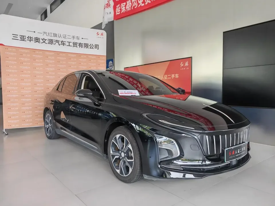 Hongqi E-QM5 Hongqi E-QM5 2023 Basic travel version 2023 — thumbnail 3