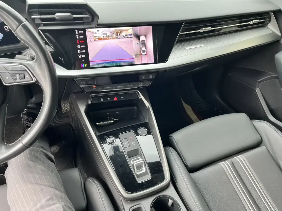 Audi A3 Audi A3 2024 Sportback 35 TFSI Stylish and sporty 2024 — thumbnail 4