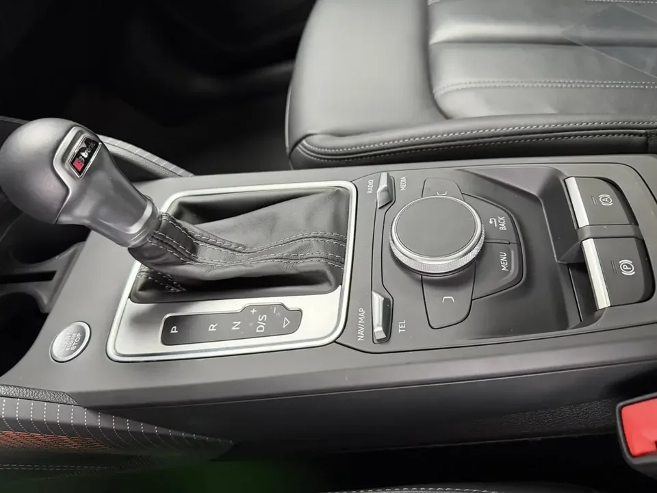 Audi Q2L Audi Q2L 2022 35 TFSI Stylish Dynamic 2023 — thumbnail 5