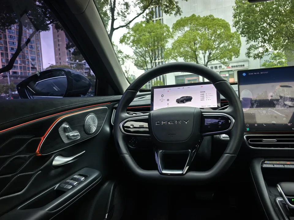 Chery Arrizo 8 PRO Arrizo 8 PRO 2025 1.6T DCT Luxury Model 2025 — thumbnail 4