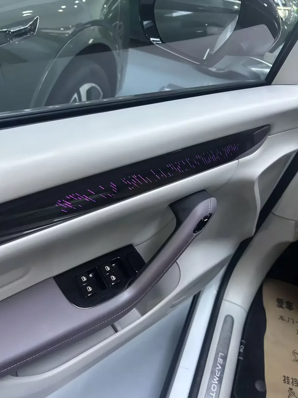 Leapmotor Zero running C11 Zero running C11 2023 Extended Range 285 Smart Edition 2023 — thumbnail 2