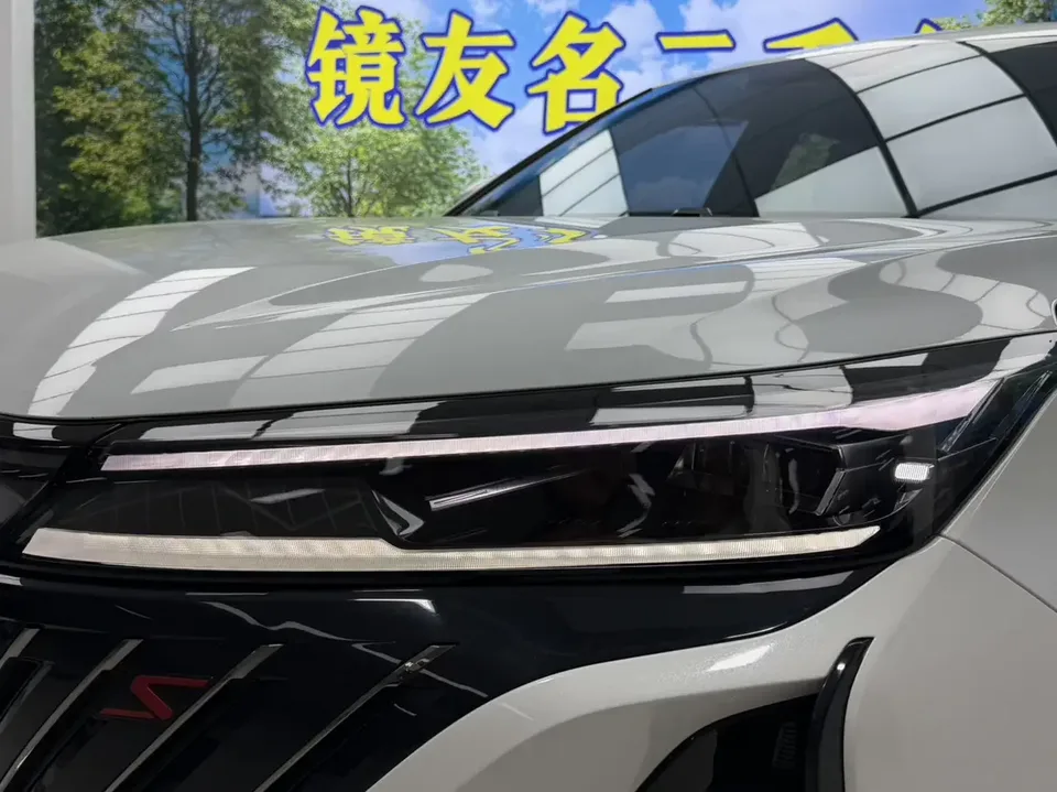 Changan CS75PLUS Changan CS75 PLUS 2022 Second generation 1.5T automatic luxury model 2023 — thumbnail 3